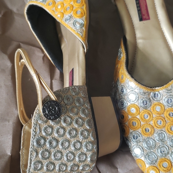 Indian Mirror Shoes🧿 - Picture 3 of 5